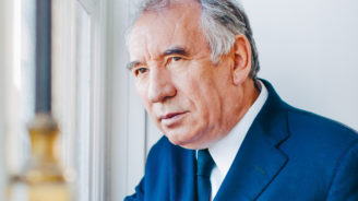 hemicycle_504_BAYROU